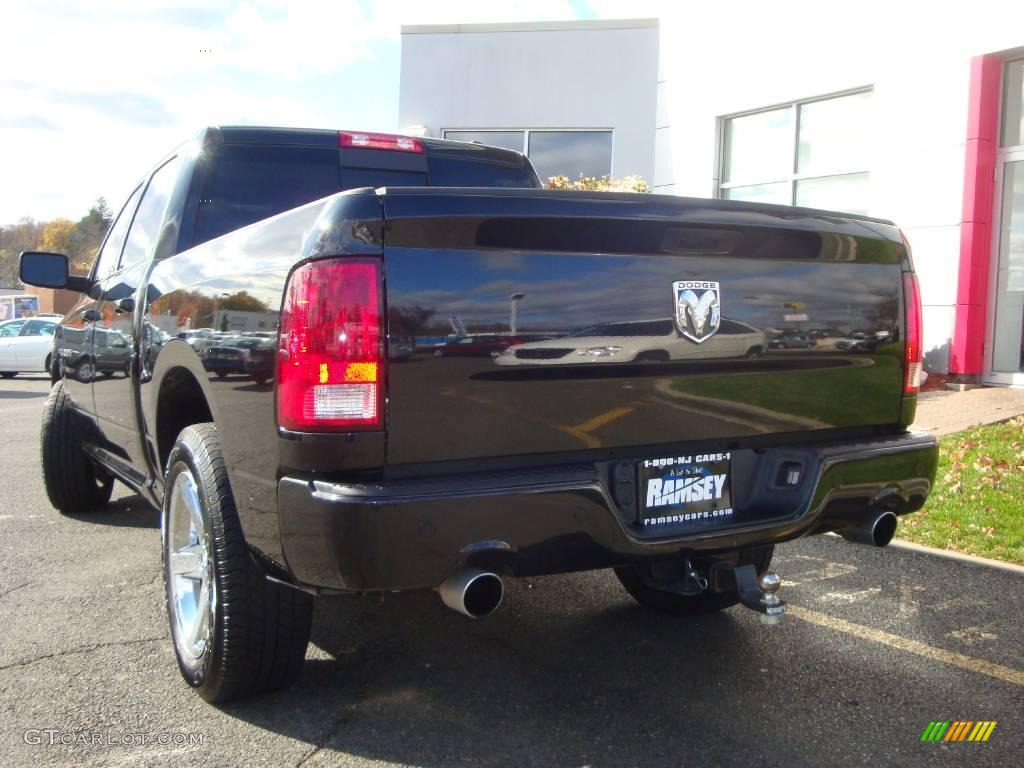 2009 Ram 1500 Sport Crew Cab - Brilliant Black Crystal Pearl / Dark Slate Gray photo #10