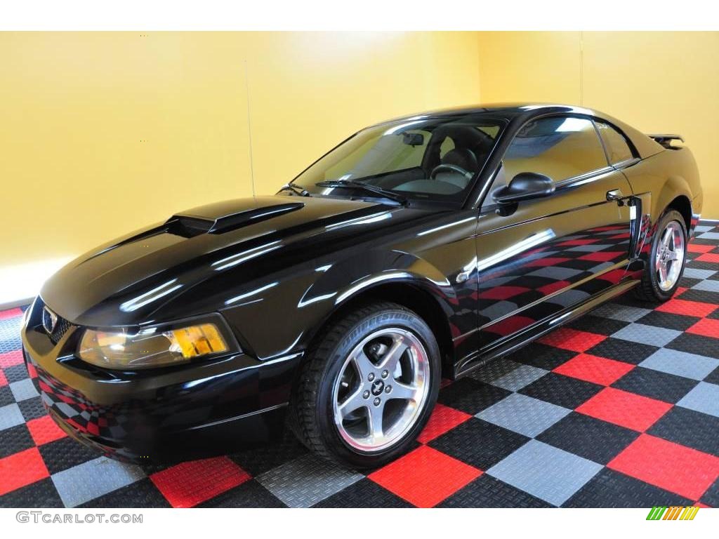 2003 Mustang GT Coupe - Black / Medium Parchment photo #3