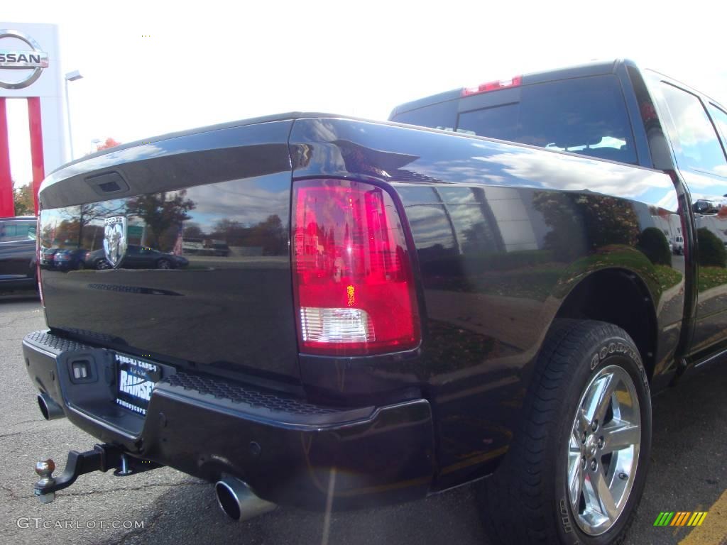 2009 Ram 1500 Sport Crew Cab - Brilliant Black Crystal Pearl / Dark Slate Gray photo #23