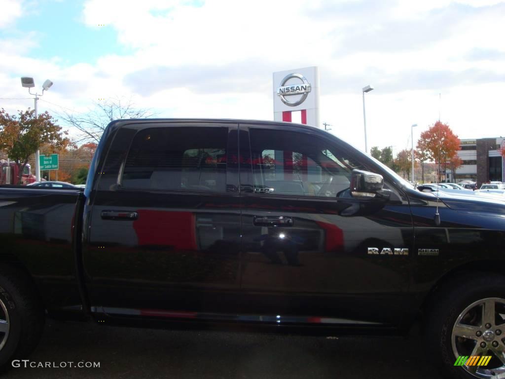 2009 Ram 1500 Sport Crew Cab - Brilliant Black Crystal Pearl / Dark Slate Gray photo #24