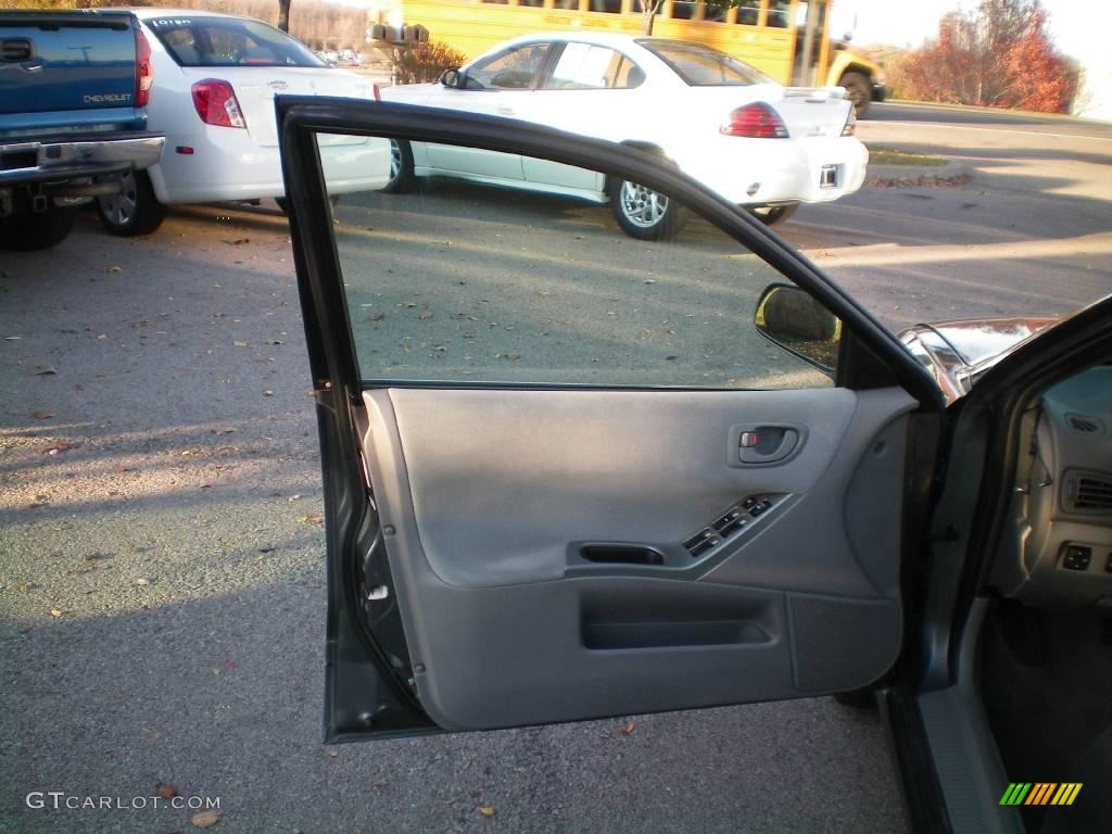 2003 Galant ES - Titanium Gray Pearl / Gray photo #15