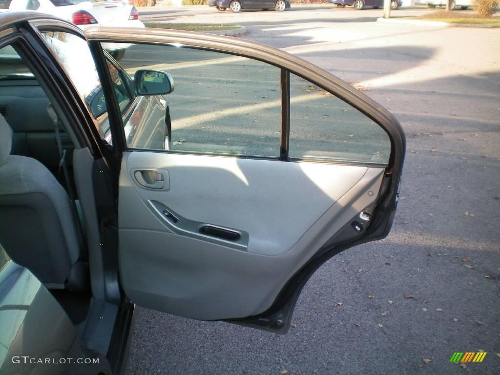 2003 Galant ES - Titanium Gray Pearl / Gray photo #19