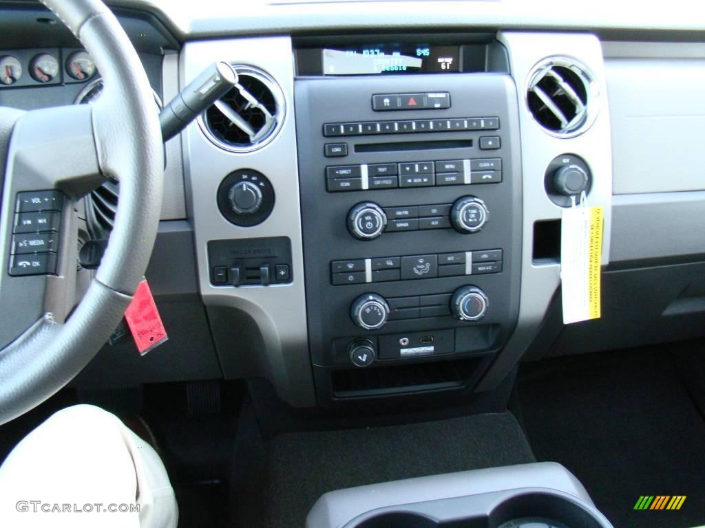 2010 F150 XLT SuperCrew 4x4 - Vermillion Red / Tan photo #29