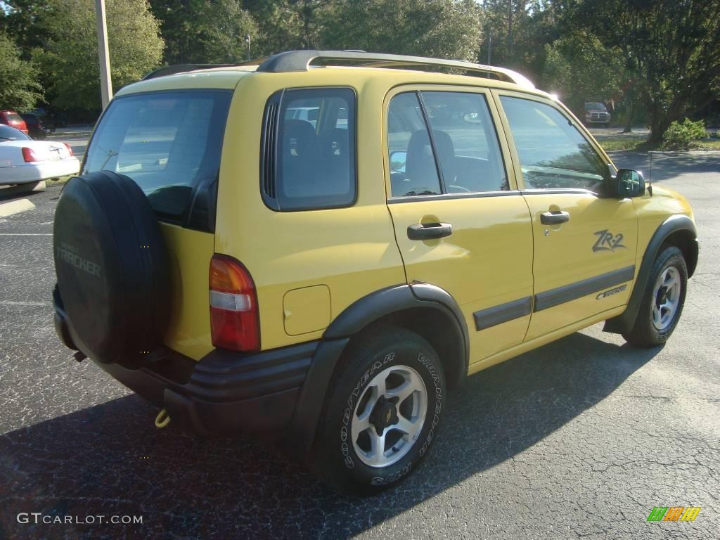 2002 Tracker LT 4WD Hard Top - Yellow / Medium Gray photo #9