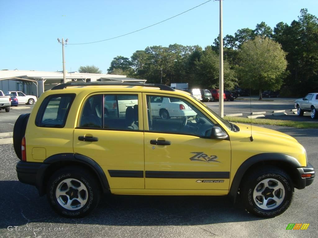 2002 Tracker LT 4WD Hard Top - Yellow / Medium Gray photo #10