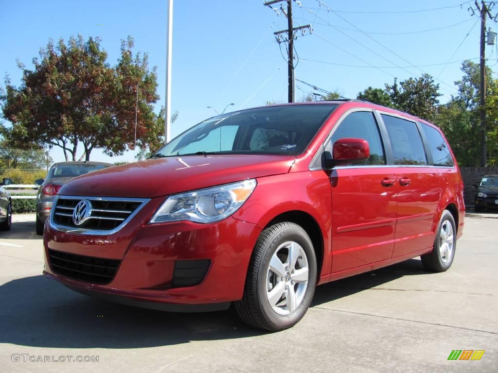 2009 Routan SE - Pomegranate Red Metallic / Aero Grey photo #1