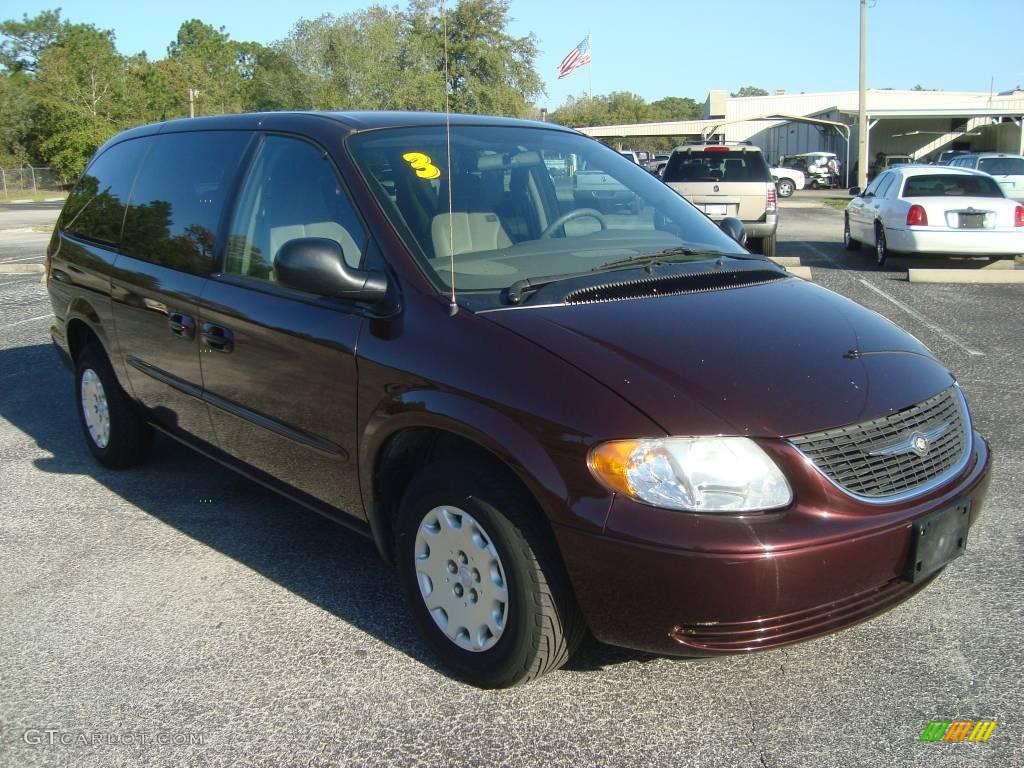 2003 Town & Country LX - Deep Molten Red Pearl / Taupe photo #11