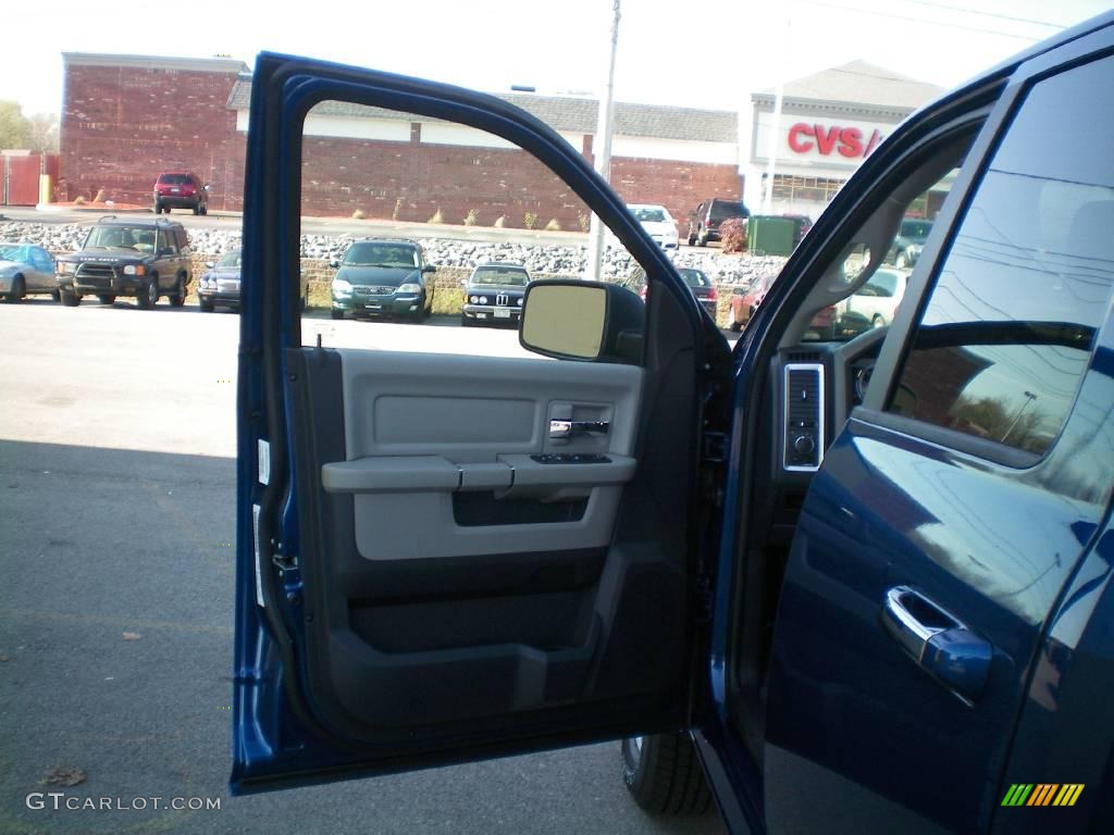 2010 Ram 1500 SLT Quad Cab 4x4 - Deep Water Blue Pearl / Dark Slate/Medium Graystone photo #9
