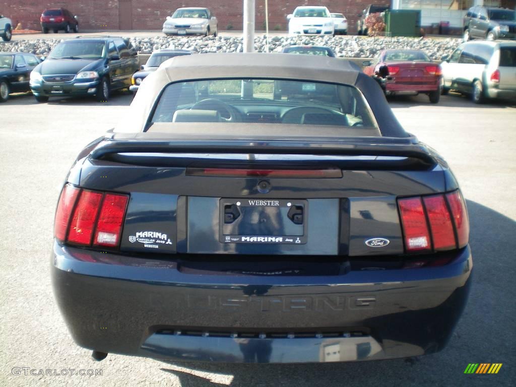 2001 Mustang V6 Convertible - True Blue Metallic / Medium Graphite photo #8