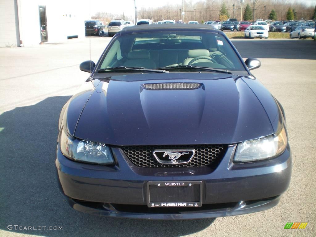 2001 Mustang V6 Convertible - True Blue Metallic / Medium Graphite photo #12