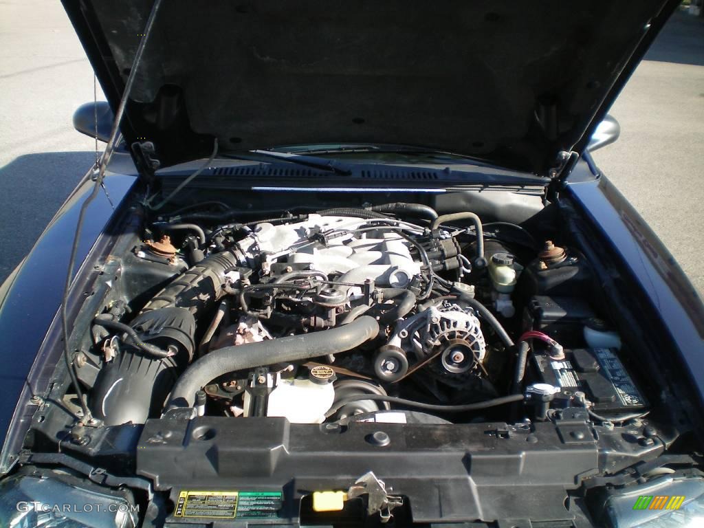 2001 Mustang V6 Convertible - True Blue Metallic / Medium Graphite photo #14