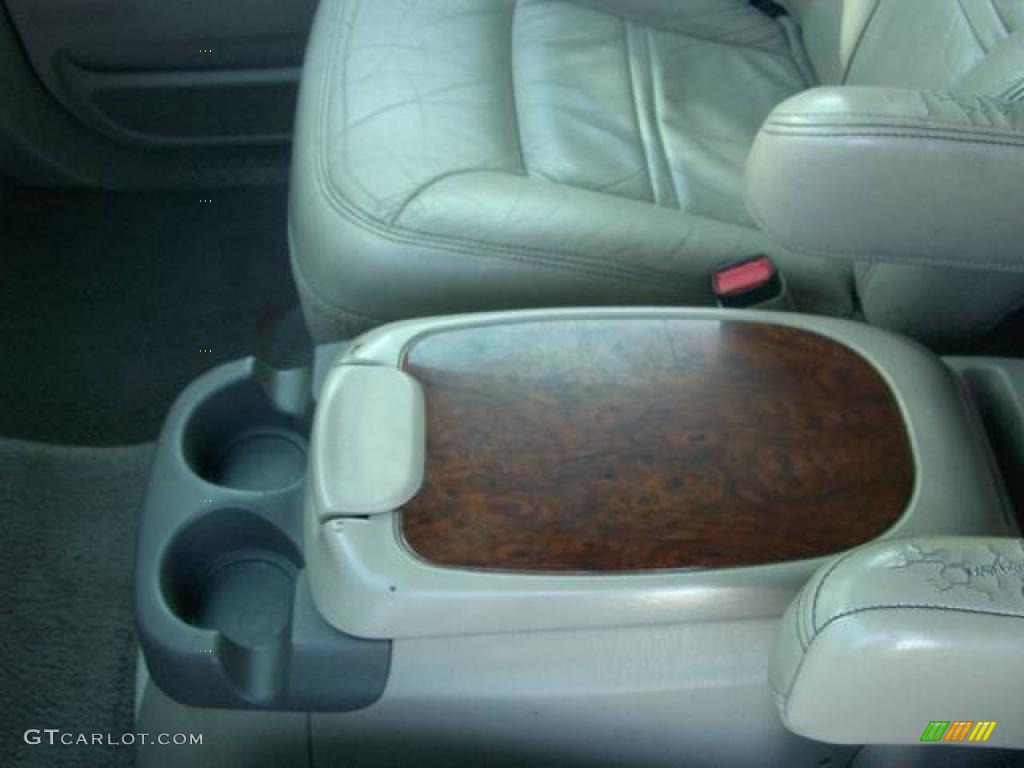 2000 Excursion Limited 4x4 - Toreador Red Metallic / Medium Parchment photo #45