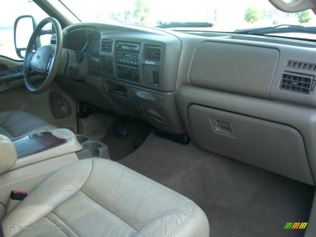 2000 Excursion Limited 4x4 - Toreador Red Metallic / Medium Parchment photo #59