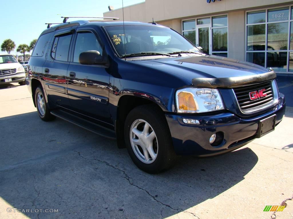 2004 Envoy XUV SLE - Indigo Blue Metallic / Medium Pewter photo #2