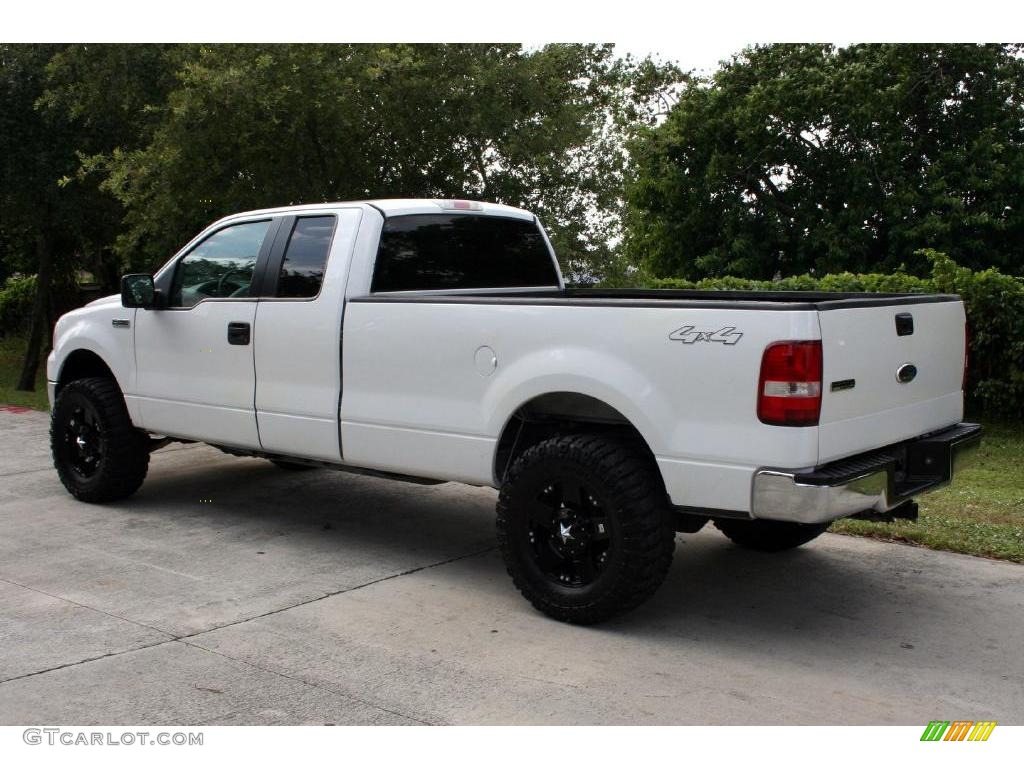 2006 F150 XLT SuperCab 4x4 - Oxford White / Medium/Dark Flint photo #5