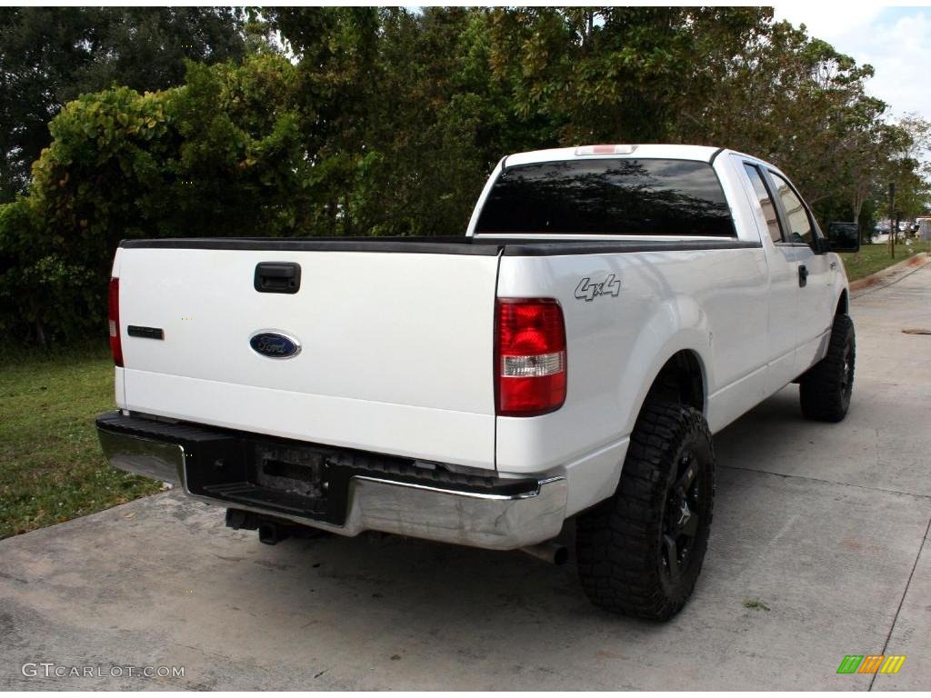2006 F150 XLT SuperCab 4x4 - Oxford White / Medium/Dark Flint photo #8