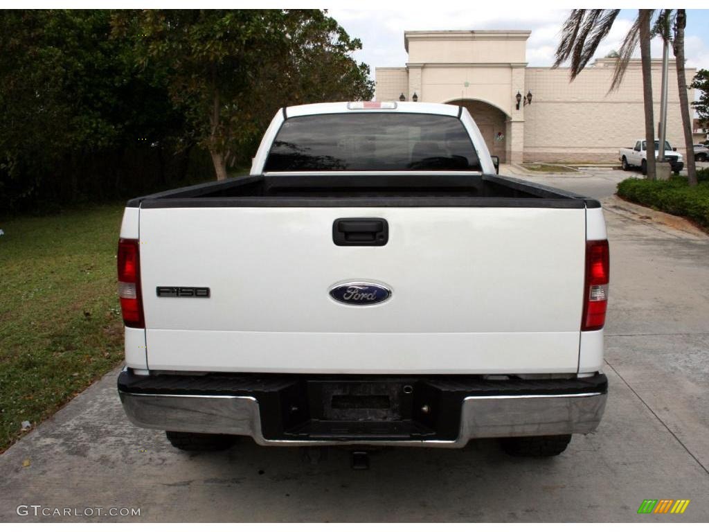 2006 F150 XLT SuperCab 4x4 - Oxford White / Medium/Dark Flint photo #16
