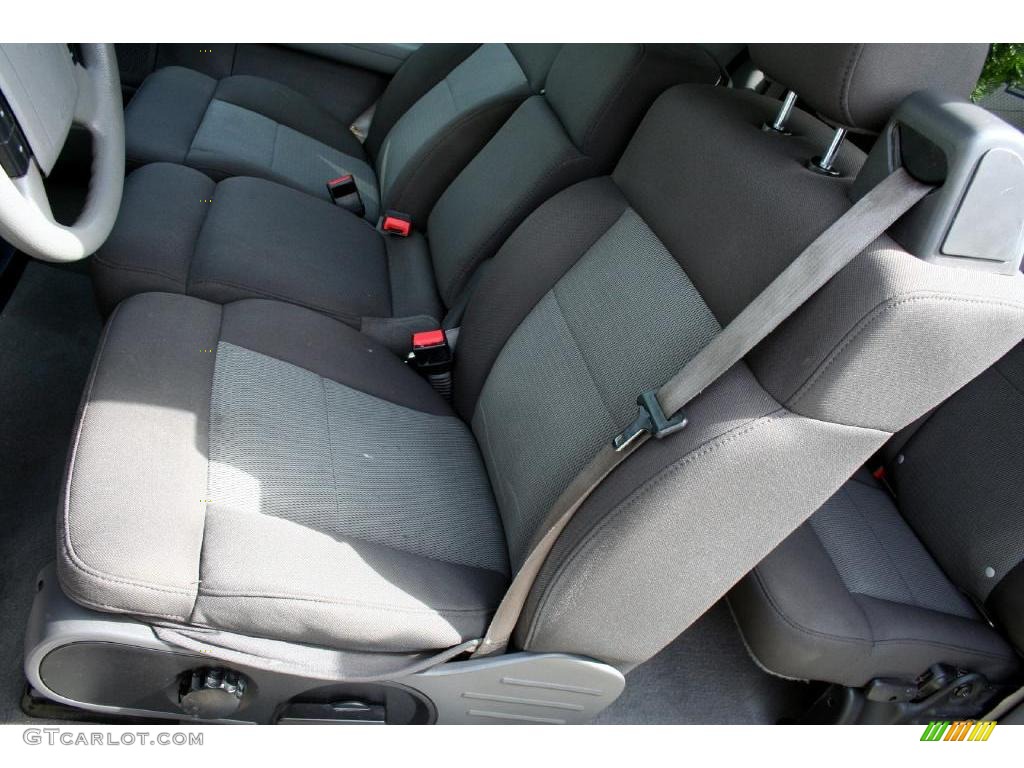 2006 F150 XLT SuperCab 4x4 - Oxford White / Medium/Dark Flint photo #51
