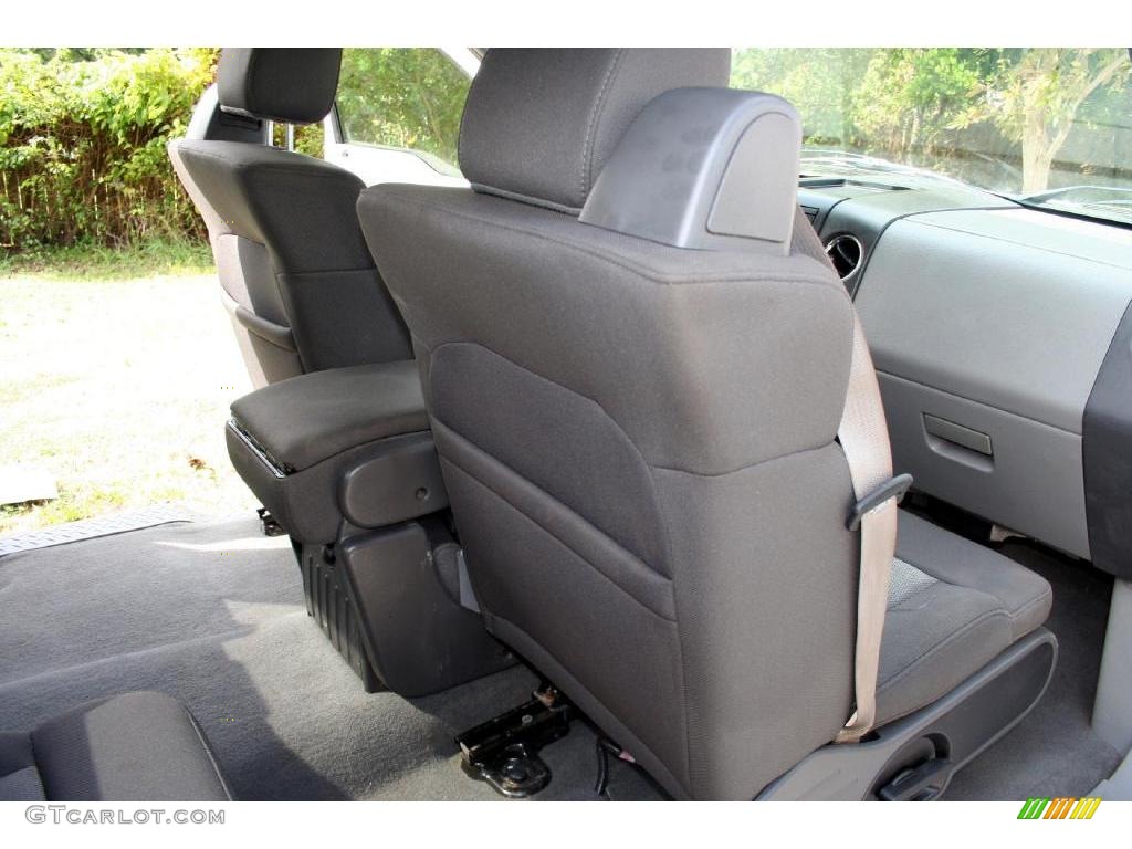 2006 F150 XLT SuperCab 4x4 - Oxford White / Medium/Dark Flint photo #56