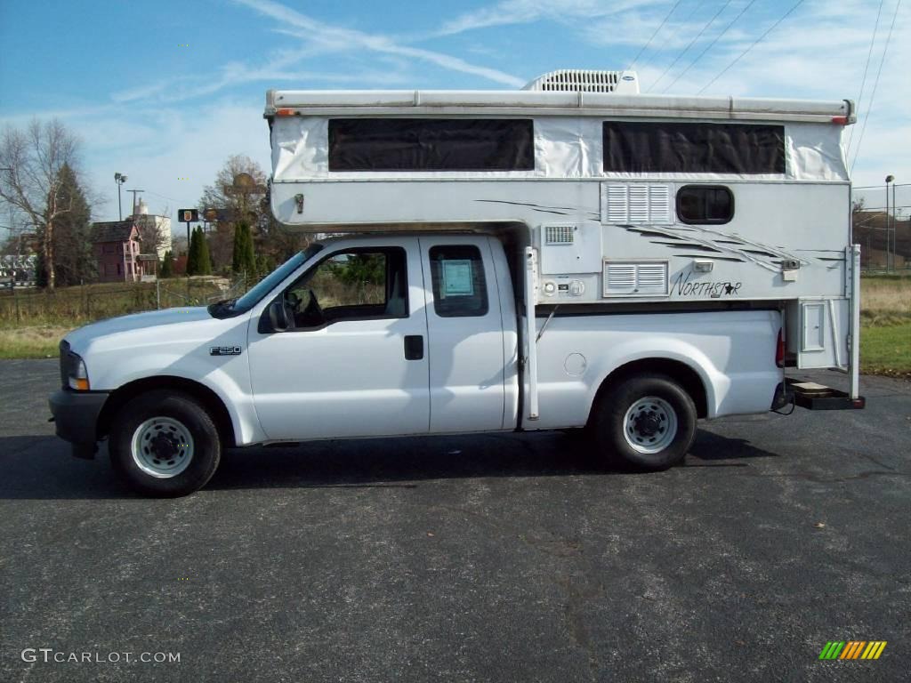 2003 F250 Super Duty XL SuperCab - Oxford White / Medium Flint Grey photo #6