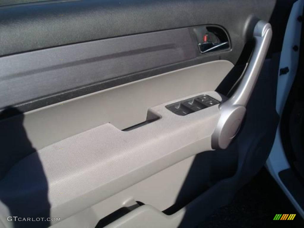 2007 CR-V LX 4WD - Taffeta White / Gray photo #11