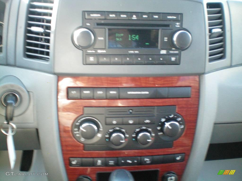 2006 Grand Cherokee Limited 4x4 - Bright Silver Metallic / Medium Slate Gray photo #30