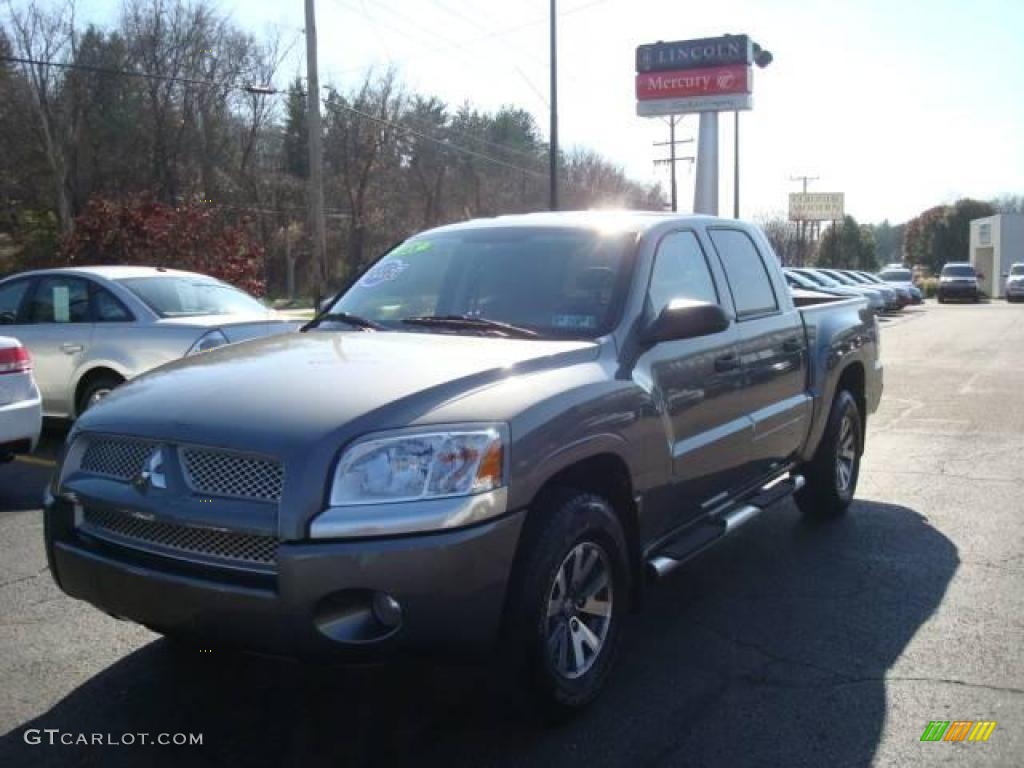 2008 Raider LS Double Cab 4WD - Granite Gray Metallic / Slate photo #1