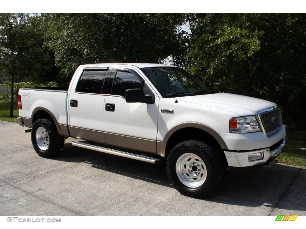 2004 F150 Lariat SuperCrew 4x4 - Oxford White / Tan photo #17