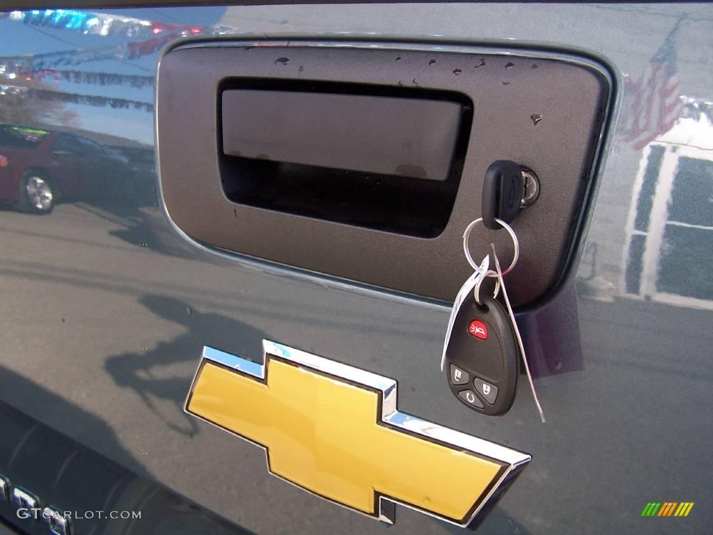 2009 Silverado 1500 LT Z71 Crew Cab 4x4 - Blue Granite Metallic / Ebony photo #22