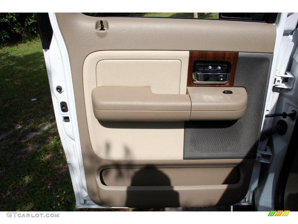 2004 F150 Lariat SuperCrew 4x4 - Oxford White / Tan photo #45
