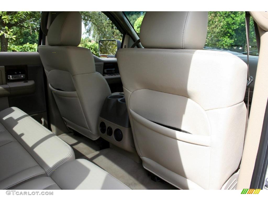 2004 F150 Lariat SuperCrew 4x4 - Oxford White / Tan photo #51