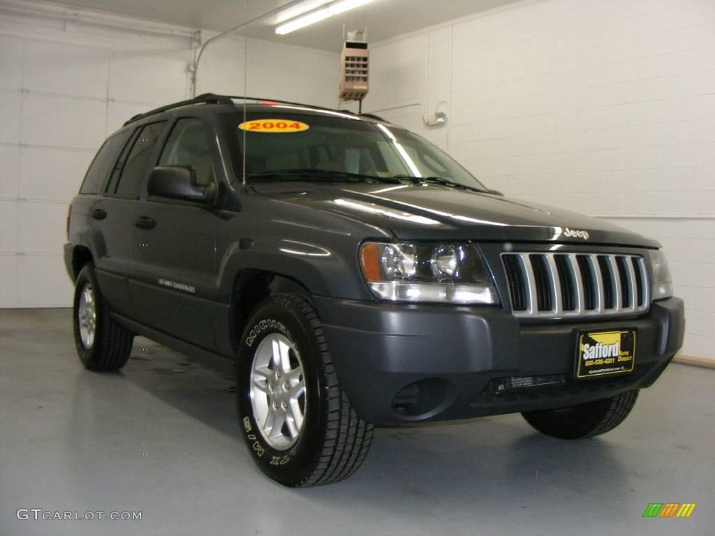 2004 Grand Cherokee Laredo 4x4 - Graphite Metallic / Taupe photo #3