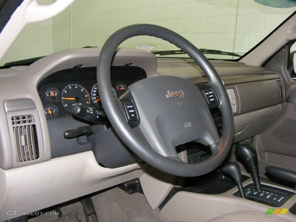 2004 Grand Cherokee Laredo 4x4 - Graphite Metallic / Taupe photo #11