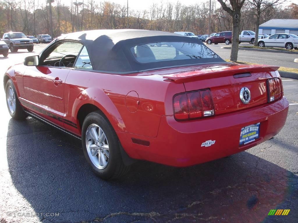 2007 Mustang V6 Premium Convertible - Torch Red / Light Graphite photo #5