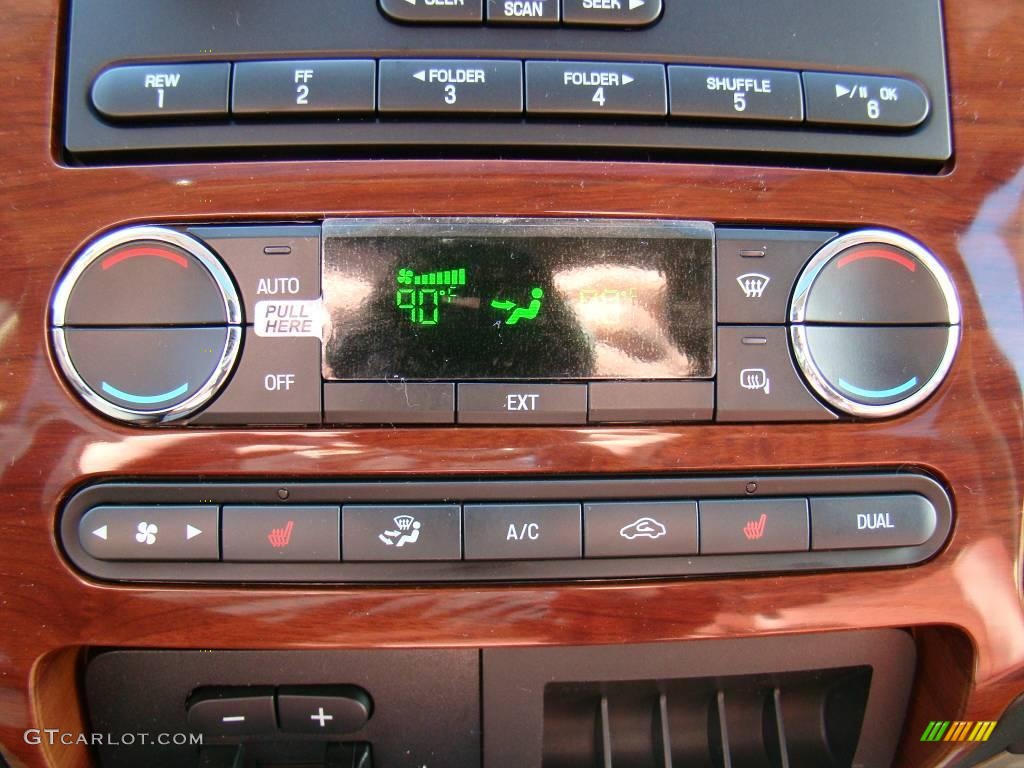 2010 F250 Super Duty King Ranch Crew Cab 4x4 - Black / Chaparral Leather photo #25