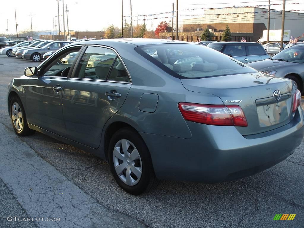 2007 Camry LE - Aloe Green Metallic / Bisque photo #6