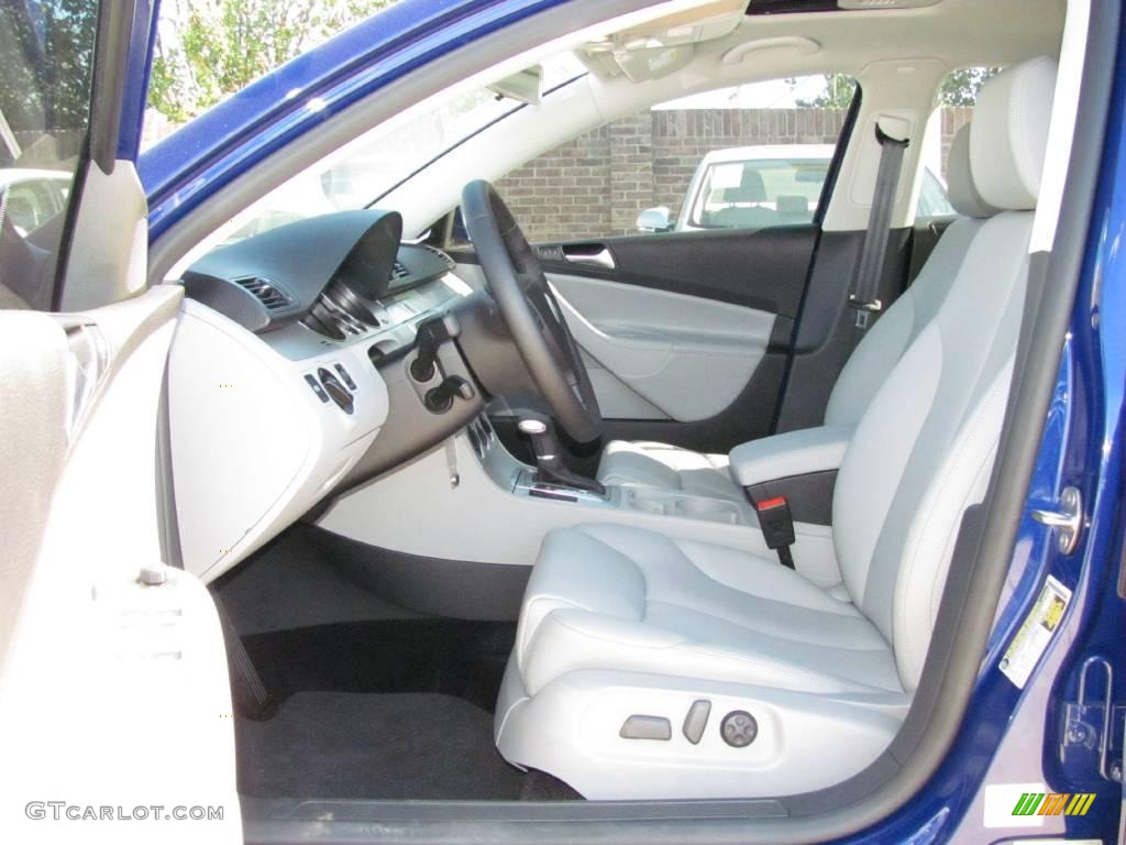 2009 Passat Komfort Sedan - Cobalt Blue Metallic / Classic Grey photo #3