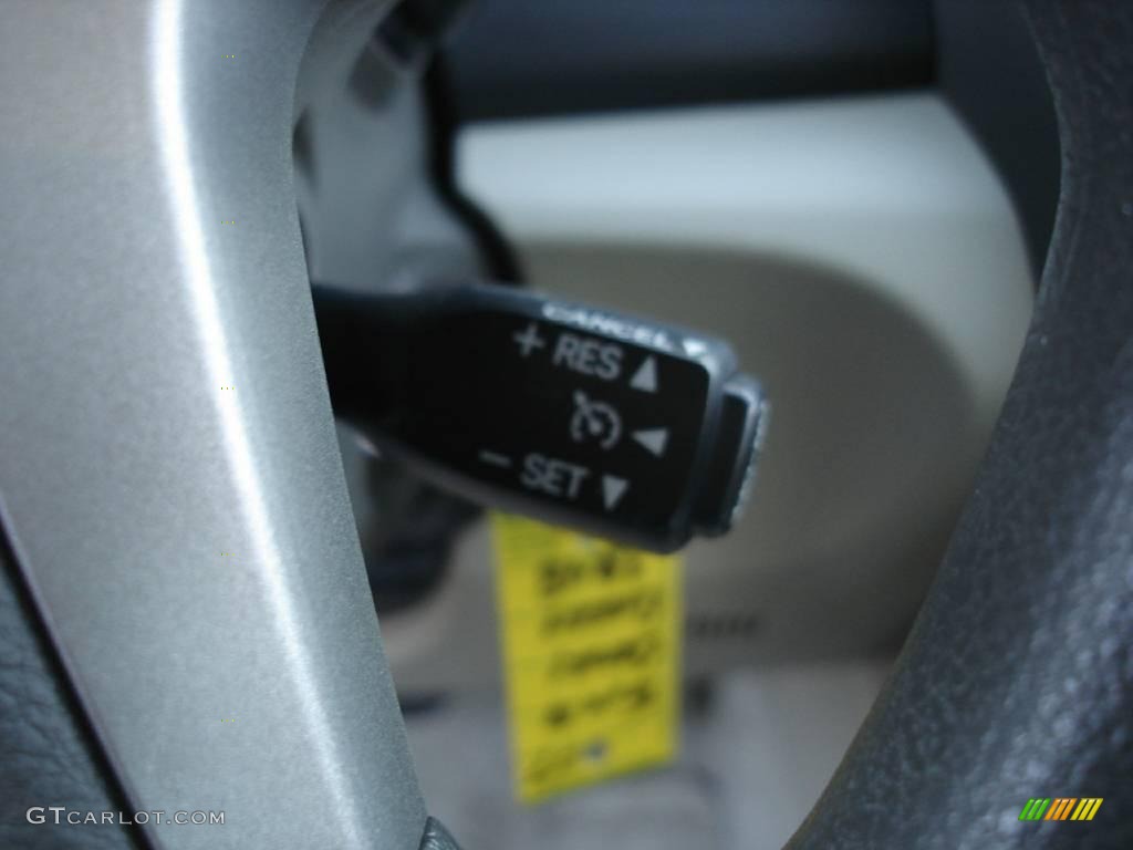 2007 Camry LE - Aloe Green Metallic / Bisque photo #15