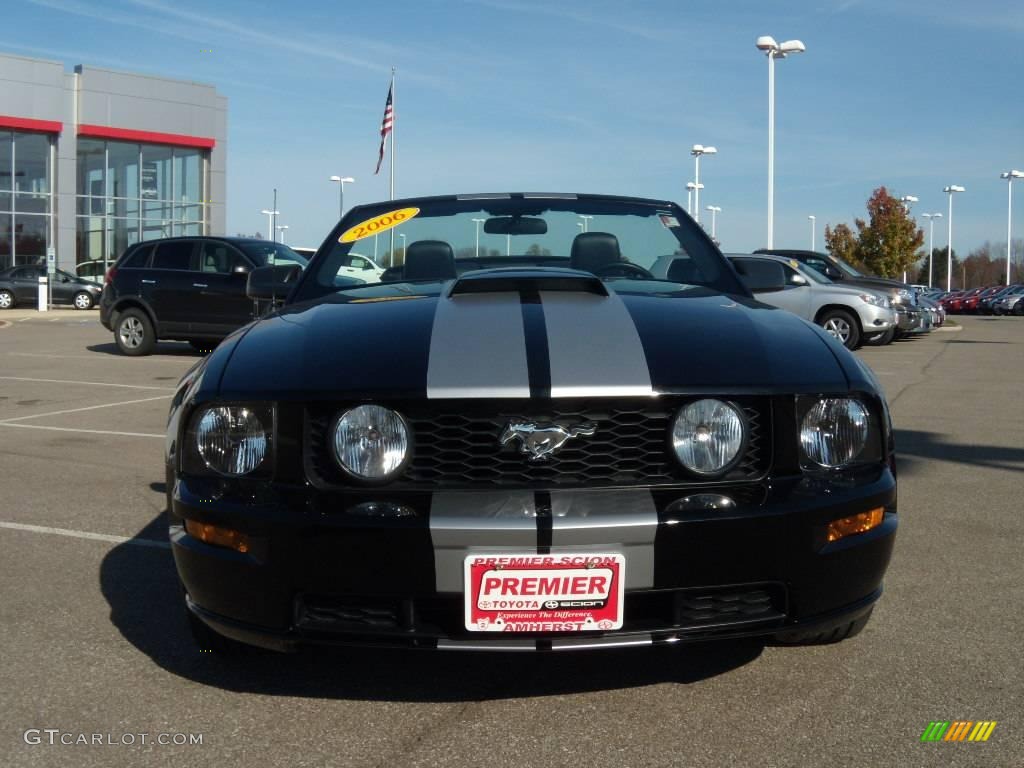 2006 Mustang Shelby GT Convertible - Black / Dark Charcoal photo #8