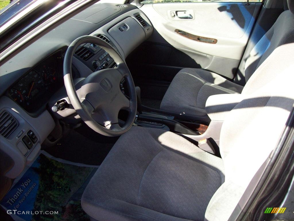 2002 Accord SE Sedan - Nighthawk Black Pearl / Quartz Gray photo #8