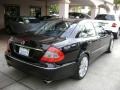 Black - E 350 Sedan Photo No. 3