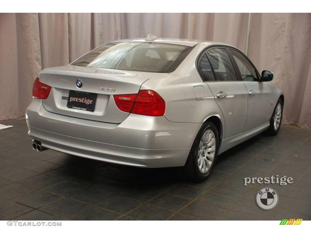 2009 3 Series 328xi Sedan - Titanium Silver Metallic / Black photo #2