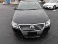 Deep Black - Passat Lux Sedan Photo No. 9