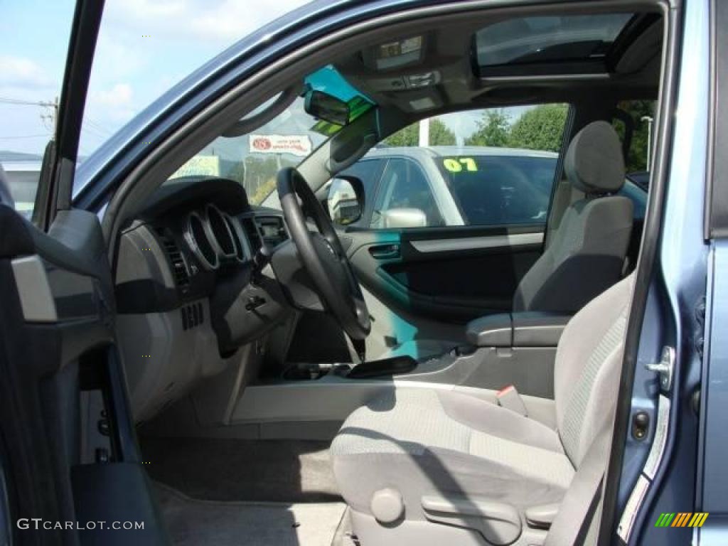 2004 4Runner SR5 4x4 - Pacific Blue Metallic / Stone photo #7