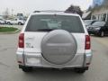 Super White - RAV4  Photo No. 4