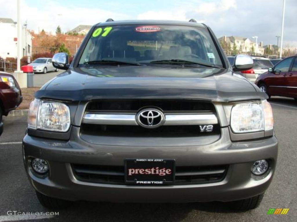 2007 Sequoia Limited 4WD - Phantom Gray Pearl / Taupe photo #2