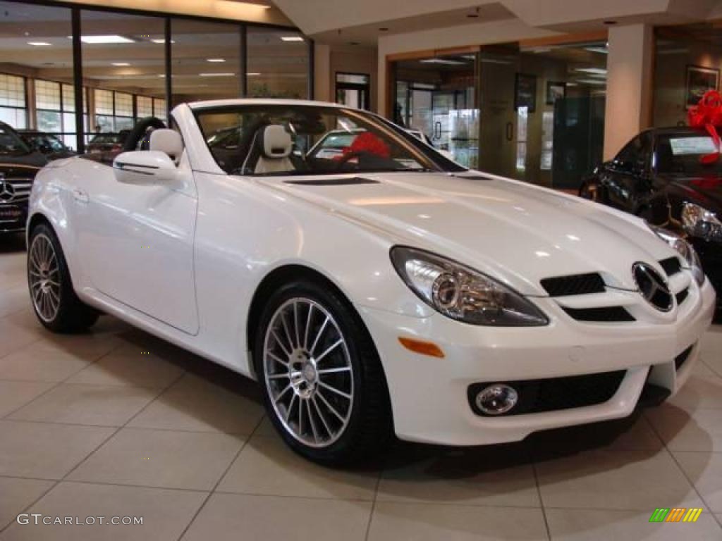 2010 SLK 300 Diamond White Edition Roadster - designo Mystic White / Diamond White Edition Two-Tone photo #1