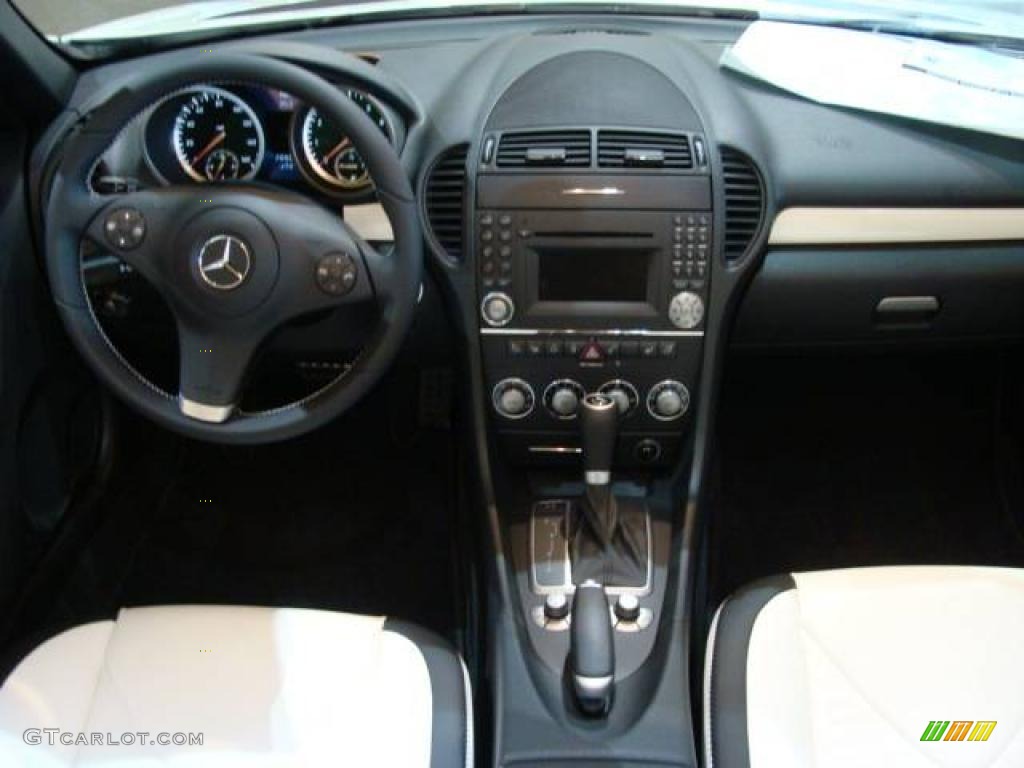 2010 SLK 300 Diamond White Edition Roadster - designo Mystic White / Diamond White Edition Two-Tone photo #10