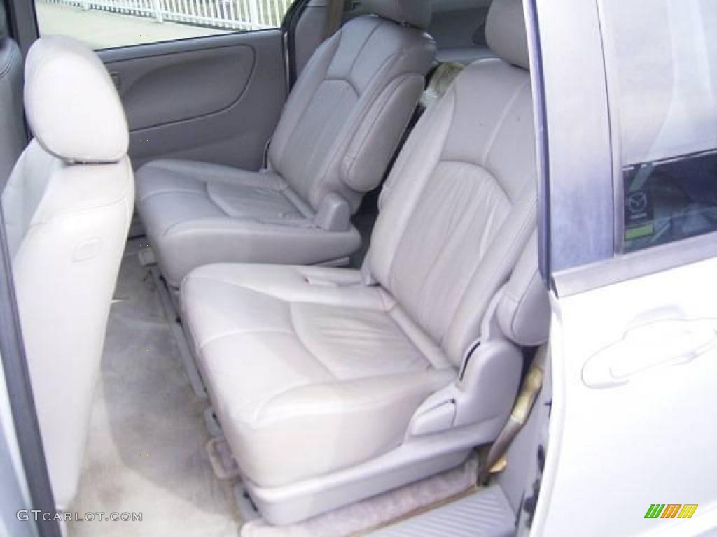 2000 MPV ES - Highlight Silver / Gray photo #10