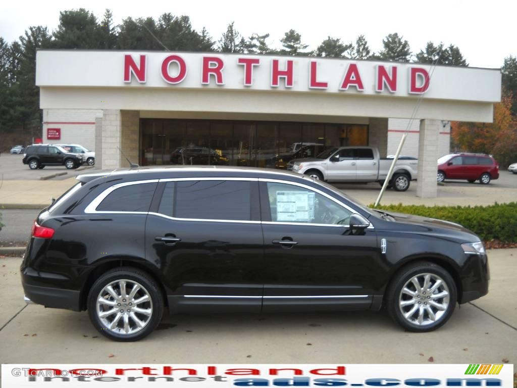 Tuxedo Black Metallic Lincoln MKT